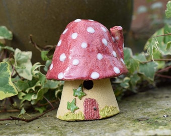 Large Rustic Mushroom House - Frost proof ceramic