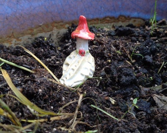 Teeny Stoneware Fairy House: Miniature Garden Ornament