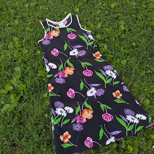 Vintage 90s Black Floral Sleeveless Mini Dress by Great Escape