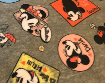 Mickey & Minnie Revesible Fleece Blanket with a Black Backing   Choose from Sewn or Tied