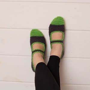 Kani Slippers, Crochet Slippers, Women Crochet Slippers, Teen Crochet Slippers Green