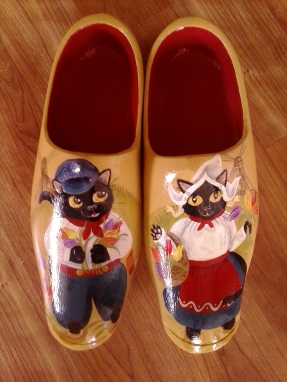 cat clogs
