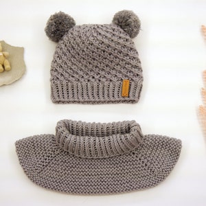 Knitting Pattern Baby Set Asterisk Hat & Shoulder Cape no.185E image 1