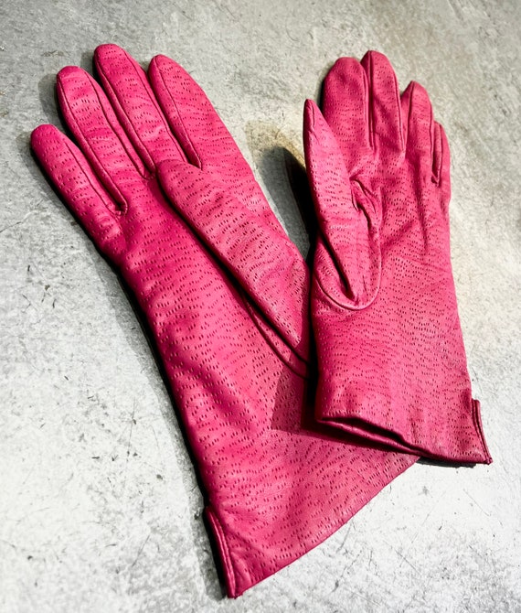 Vintage Pink Leather Gloves