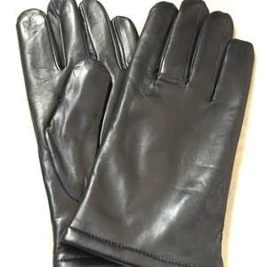 Men's Classic Leather gloves/Italian Leather gloves/gift for him/black leather gloves/red wool lining/soft leather/elegant gloves/winter