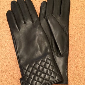 New winter gloves for women,gift for her, leather gloves,gloves for ladies.lambskin gloves,italian leather-black-gift-elegant,cotton/gift
