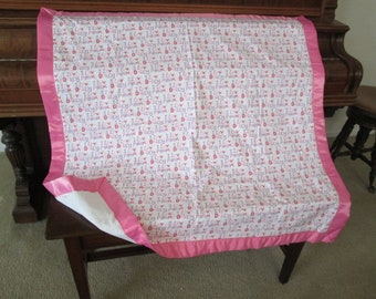 Love my Daddy and Mommy Blanket Baby or Toddler Blanket 40 x 40