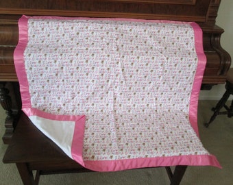 Pink I Love Grandma Baby Blanket: Flannel with Satin Trim (40x40)