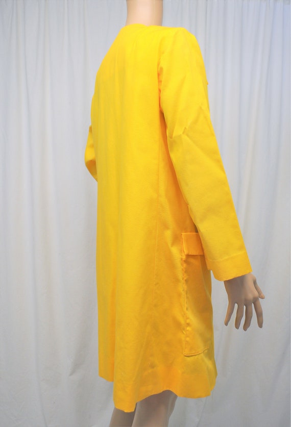Vintage 1960s bright yellow button front long jac… - image 5