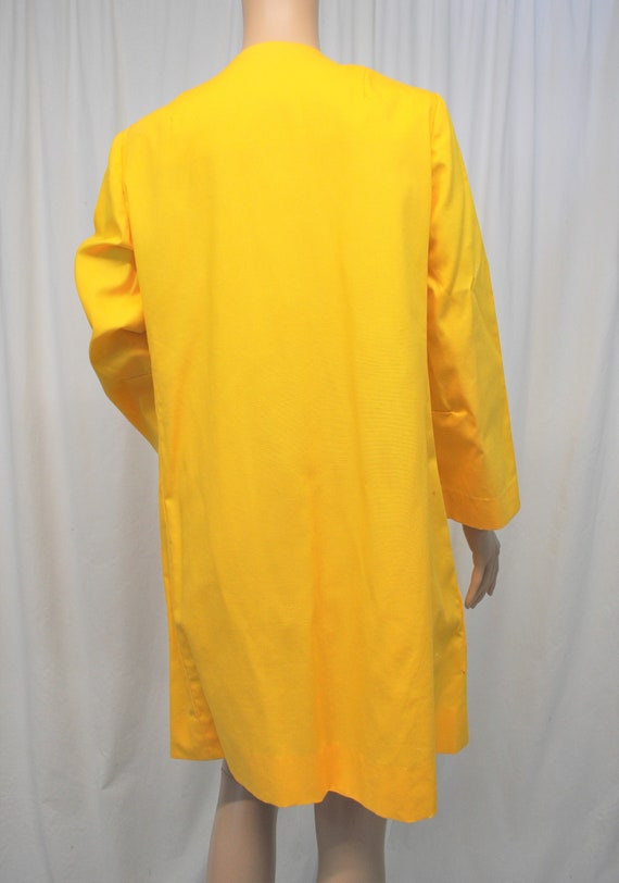 Vintage 1960s bright yellow button front long jac… - image 4