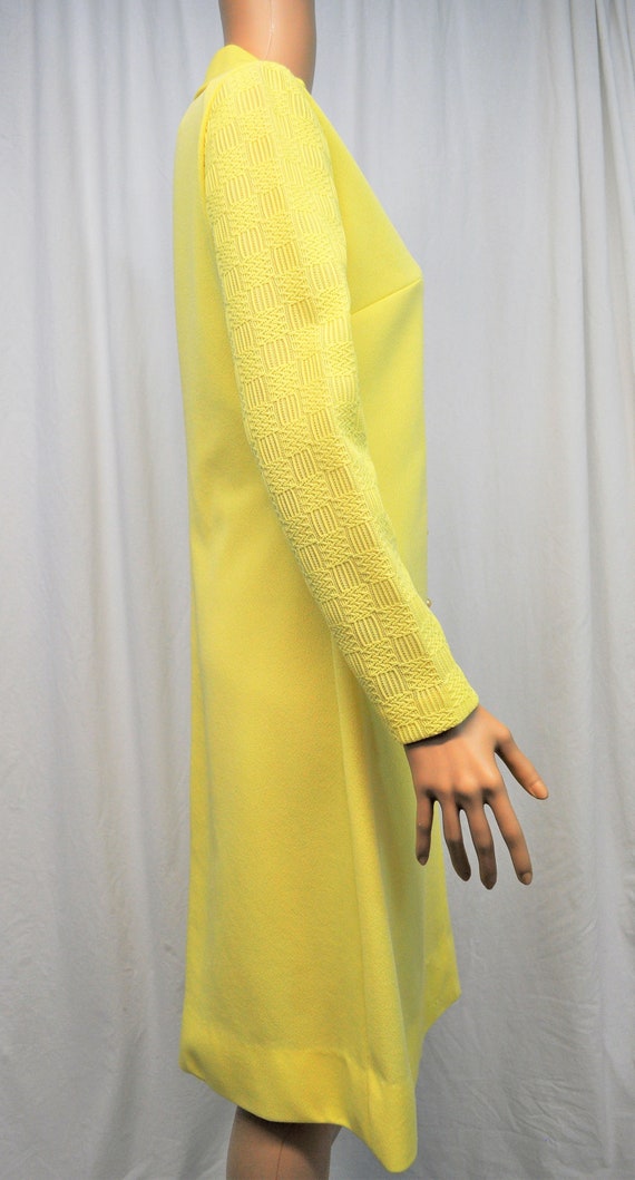 Vintage 1970s bright yellow button front dress wi… - image 4