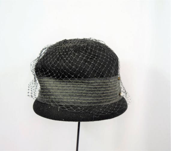 Vintage 1960s black cloche bucket top hat with ri… - image 2