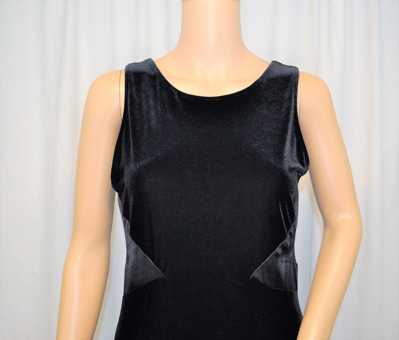 Vintage 1980s 1990s black velvet, satin, and sheer floor length sheath sleeveless evening gown by Rhapsody image 7