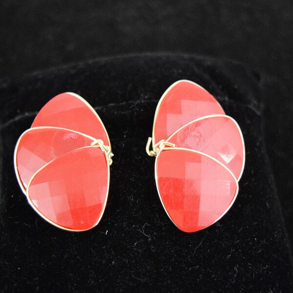 Vintage 1950s faceted red tear drop gold wire wrapped clip back Western Germany earrings