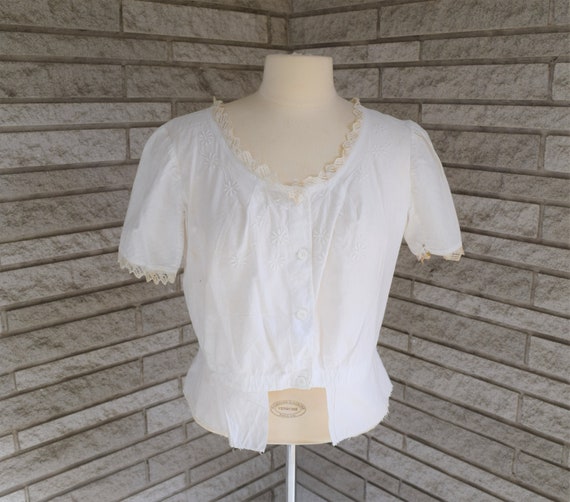Vintage 1900s 1910s Edwardian white front button g