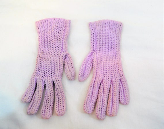 Women's vintage 1960s lilac lavendar crochet wris… - image 3