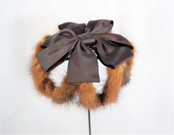 Vintage 1960s mink pillbox circlet hat with brown… - image 4