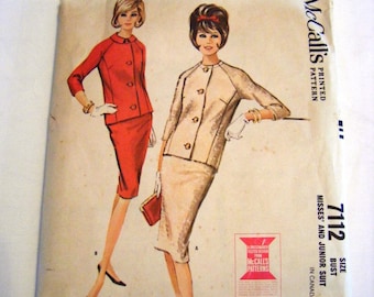 Vintage 1960s McCalls 7112 suit jacket and skirt sewing pattern