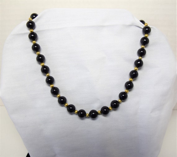 Vintage 1950s black bead and gold tone seed bead … - image 2