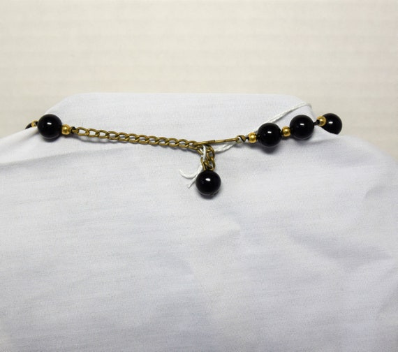 Vintage 1950s black bead and gold tone seed bead … - image 3