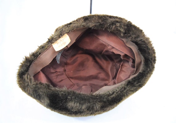 Vintage 1960s brown velour faux fur winter hat sl… - image 8