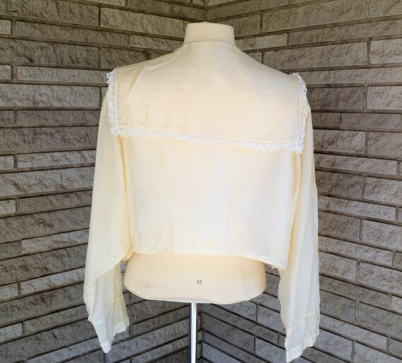 Vintage 1920s 1930s long sleeve silk white front … - image 3