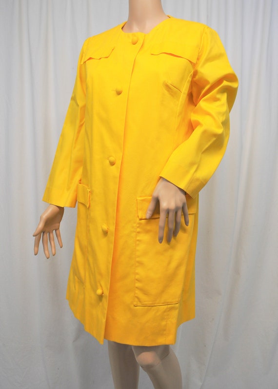 Vintage 1960s bright yellow button front long jac… - image 2