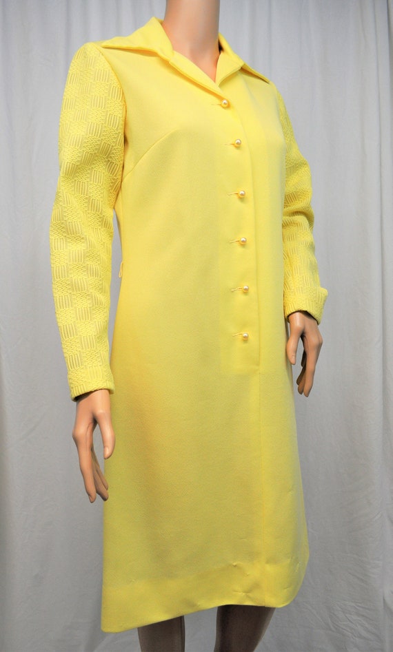 Vintage 1970s bright yellow button front dress wi… - image 3