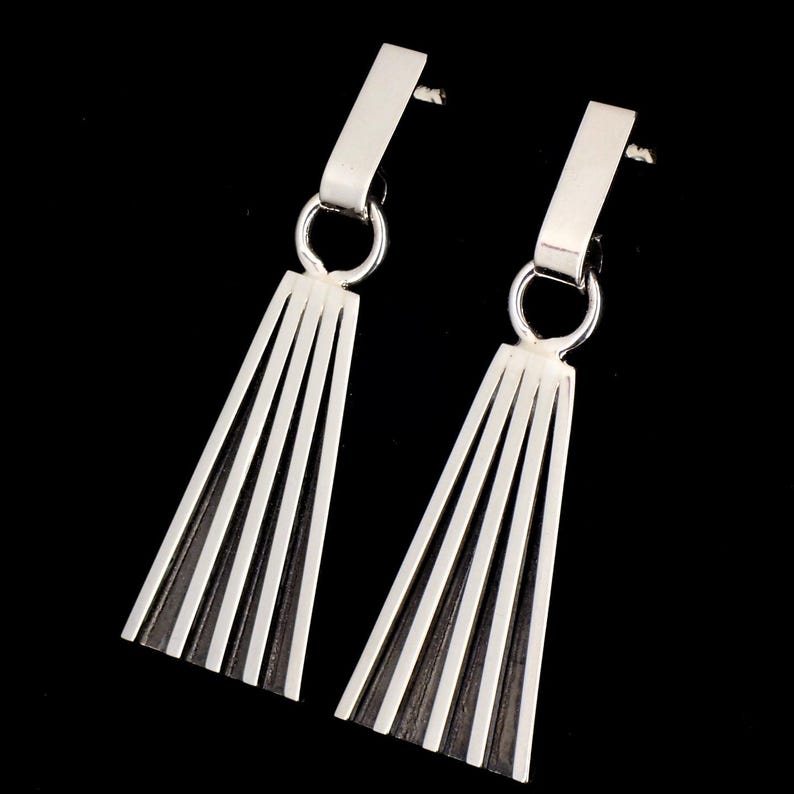 As Seen on Yellowstone! Earrings Beth Dutton Sterling Silver: Tom Hawk Navajo image 8