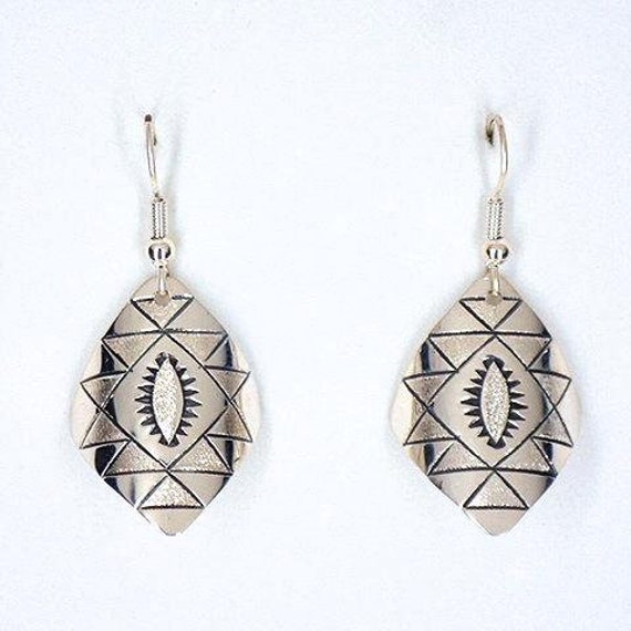 Striking Vintage Zuni Native American Dangle Chandelier Sterling Silver Earrings Striking Vintage Zuni Native American Dangle Chandelier Sterling Silver Earrings
