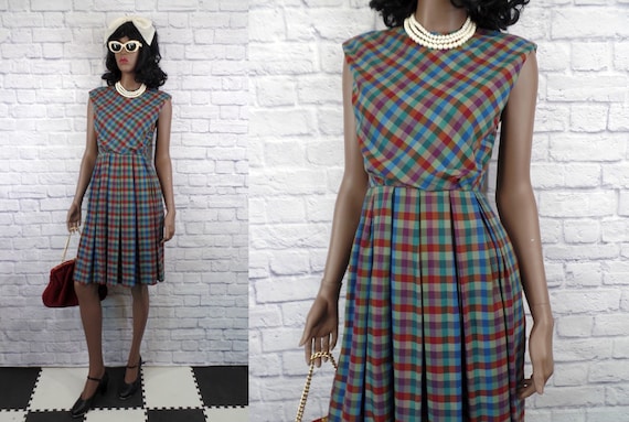 Vintage 1960s Sleeveless Cotton Rainbow Plaid Day