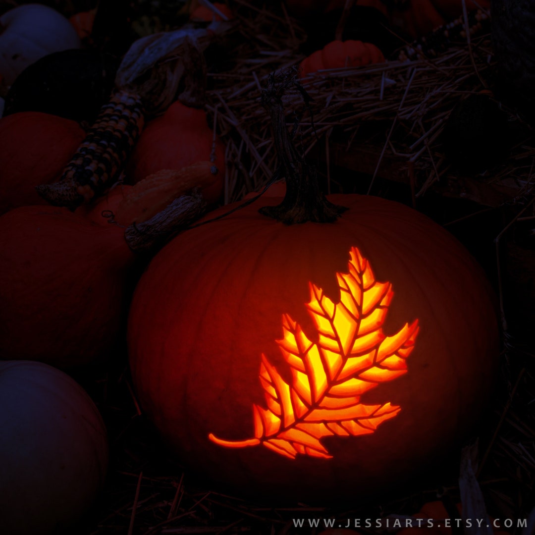 printable-oak-leaf-pumpkin-carving-stencil-halloween-pumpkin-carving