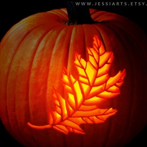 Printable Oak Leaf Pumpkin Carving Stencil Halloween Pumpkin Carving ...