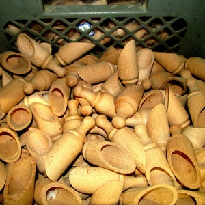 20 Pieces New Unfinished Sanded SOLID WOODEN SCOOPS 3 1/2&quot; X 1 1/4&quot;