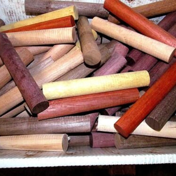 20 Pieces various round wooden Dowels 6 x 15/16