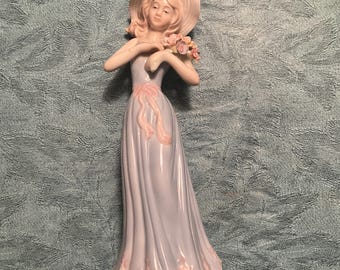 HOUSE of LLOYD STATUE or Figurine “Gathering Flowers” Ceramic 8 Inches