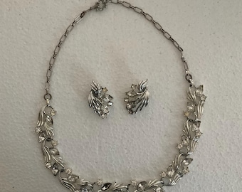 RHINESTONE NECKLACE & EARRINGS Clip-on Set Vintage Made By Star