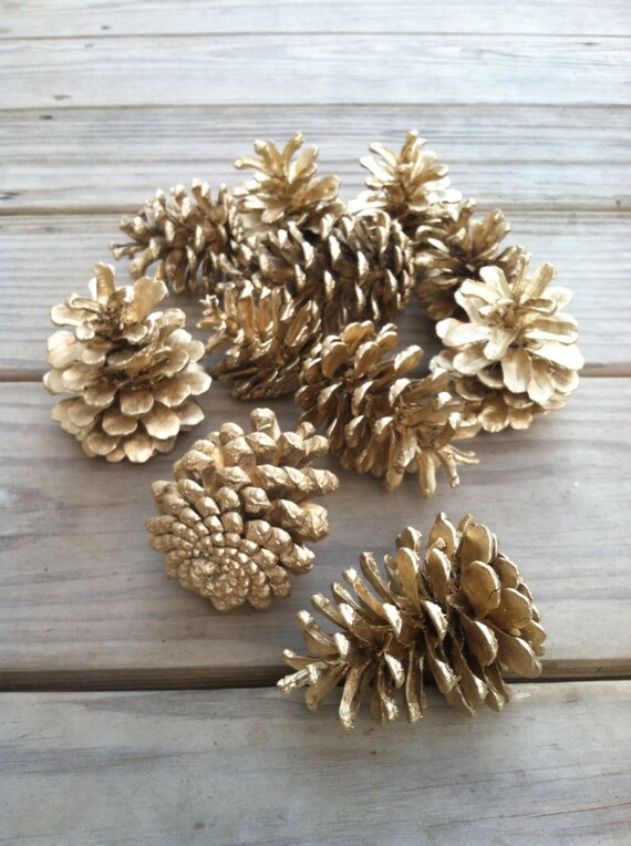 Metallic gold colored pine cones Etsy