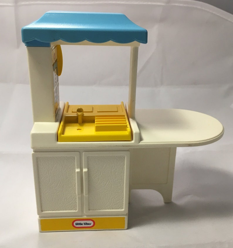 little tikes dollhouse 1990