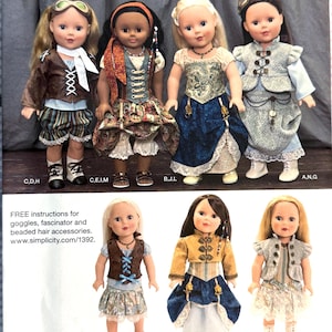 Puede incluir: Patrón Simplicity 1392 para ropa de muñeca de 45,5 cm. El patrón presenta seis muñecas con varios atuendos, incluyendo una chaqueta marrón, un vestido azul y blanco y una chaqueta gris. El patrón incluye instrucciones para accesorios.