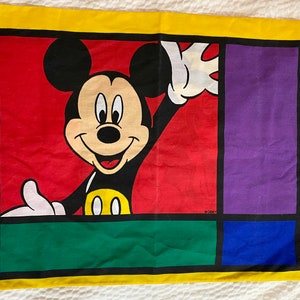 Federa per cuscino vintage a blocchi di colore di Topolino e i suoi amici, anni '90, federa per cuscino standard Disney Topolino e Pippo