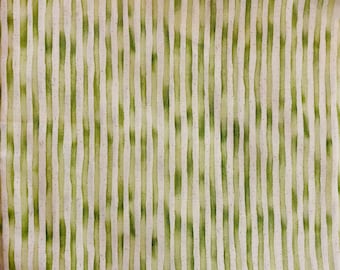 Chanson du printemps pour les tissus de mode RJR, coton matelassé à rayures vertes et blanches, rayures vertes ombrées sur blanc, rayures printanières ressemblant à de l'herbe