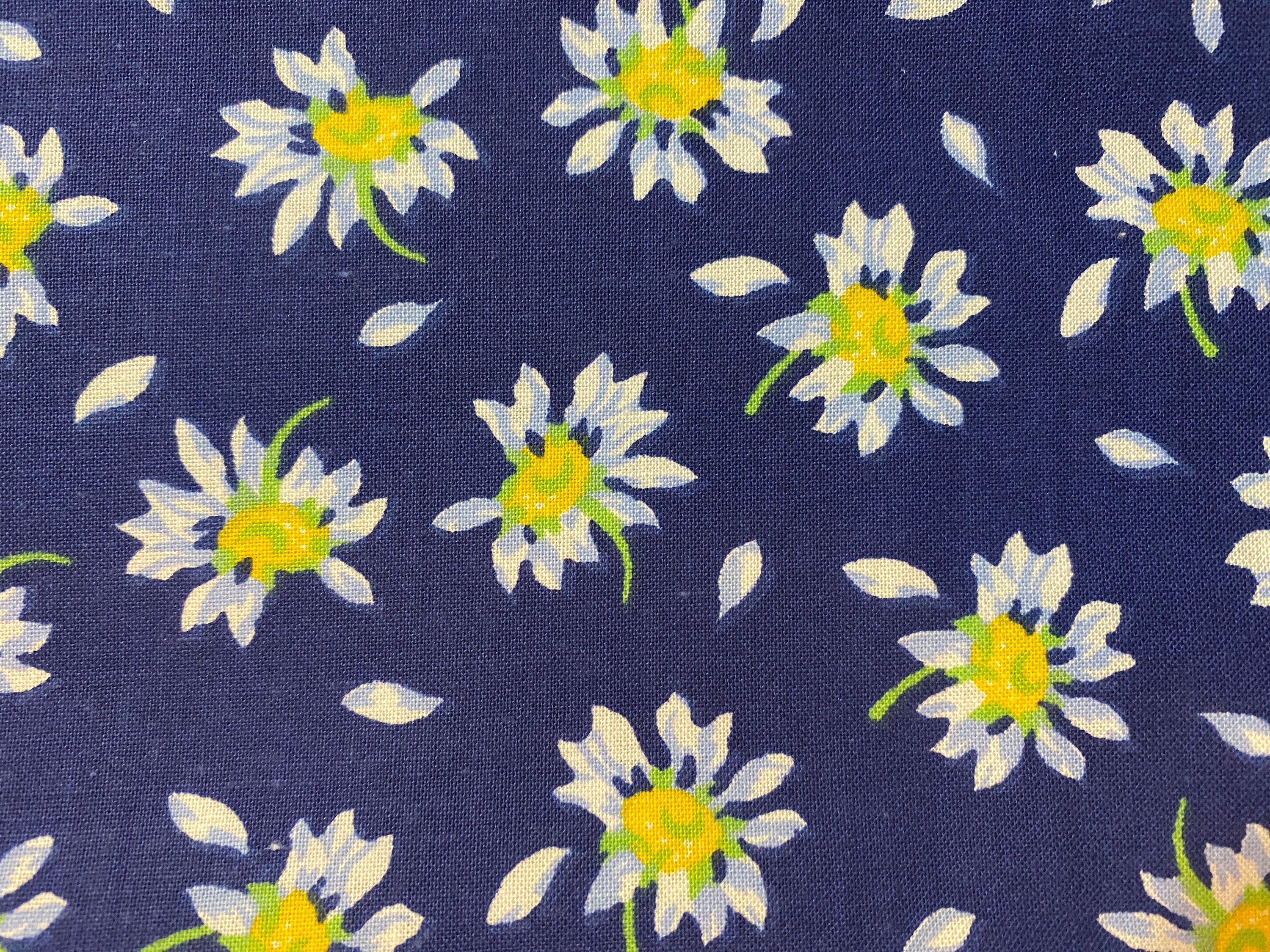 Daisy ꔛ‬ෆ様 Vintage Stutz-holowitz Royal Blue Daisy Print Fabric, 37in X