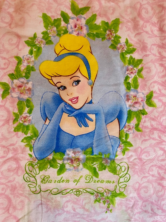 Vintage Disney Princess Bed Sheet, Twin Flat, Cinderella and Aurora,  Dewdrops and Roses, Garden of Dreams, Princess Cameo Sheet -  Sweden