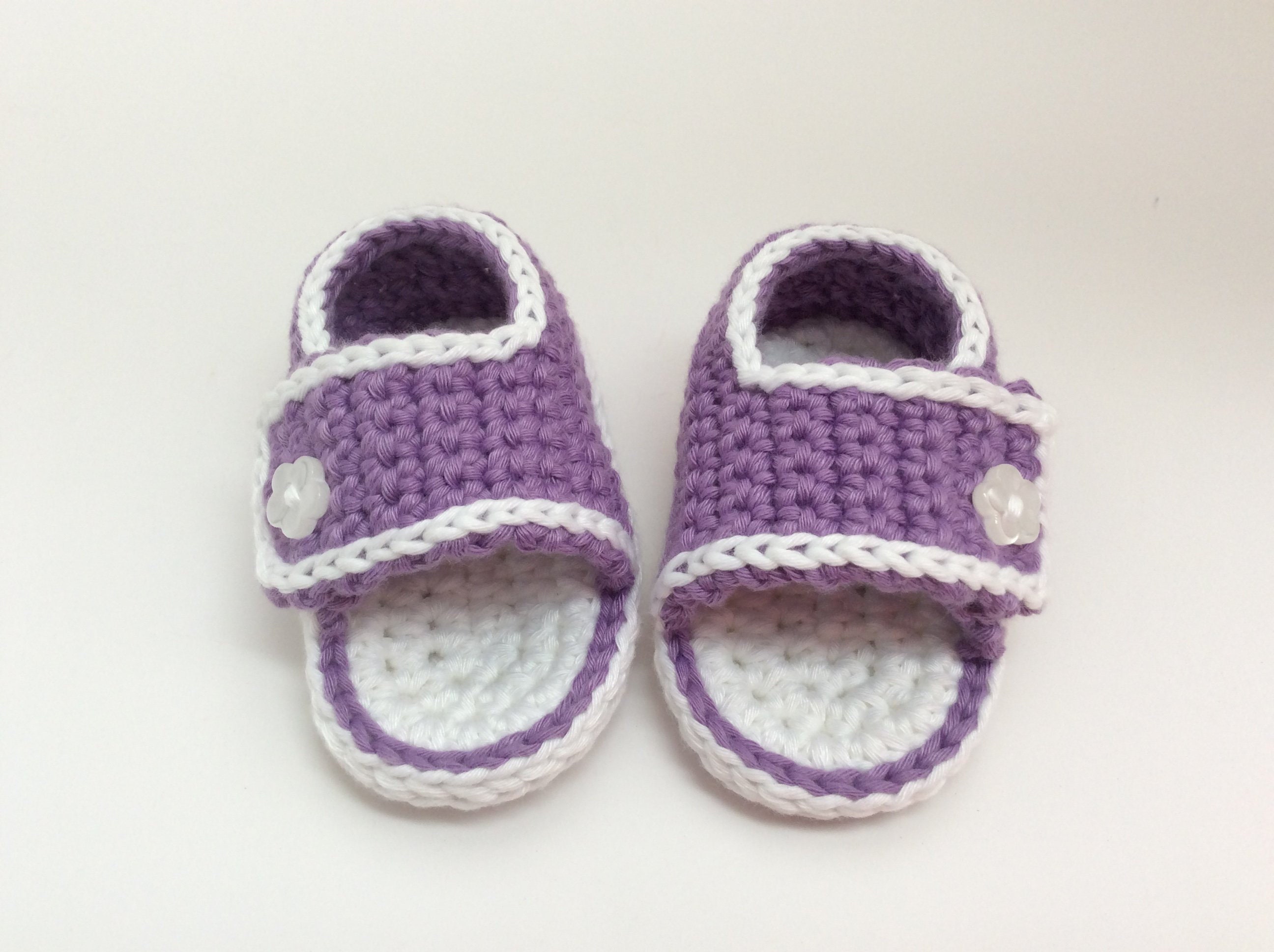 crochet newborn sandals