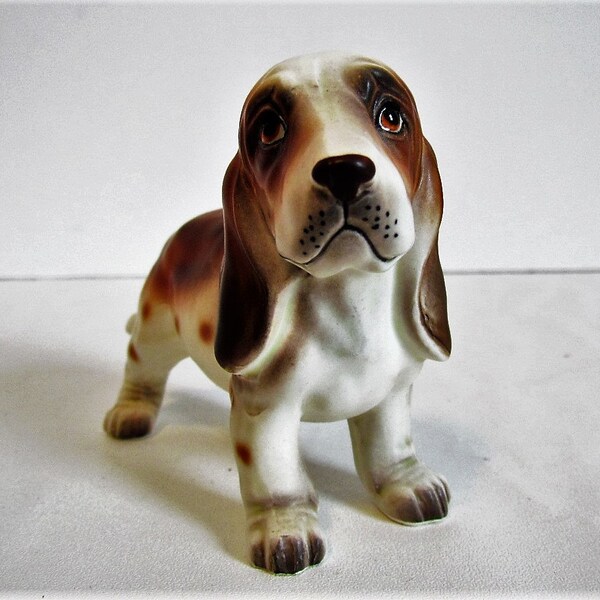 Vintage Ceramic Napcoware Bassett Hound  Dog Knick Knack Figurines Statues Gifts For Dog Lovers Owners