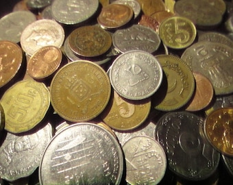 2 lbs. (2 pounds) of Bulk Foreign Coins (Great for collecting, school projects, or crafting.) ***FREE SHIPPING***