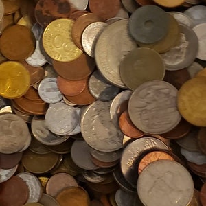 25 monedas diferentes, TODAS de distintos países. ***ENVÍO GRATIS***