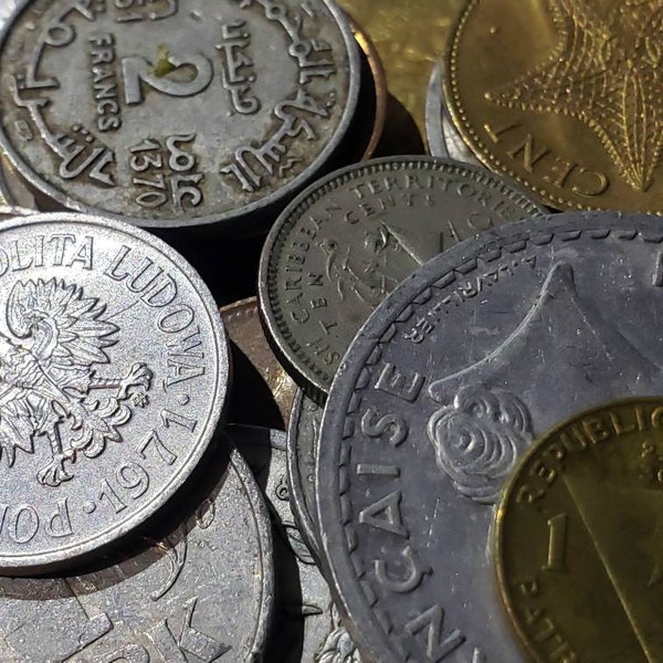 100 Different Foreign Coins **No Duplicate Coins** FREE SHIPPING ****Please Read Description Before Buying*****