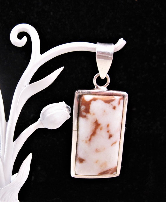 Sterling Silver Quartz Pendant, Gorgeous Fancy 92… - image 1